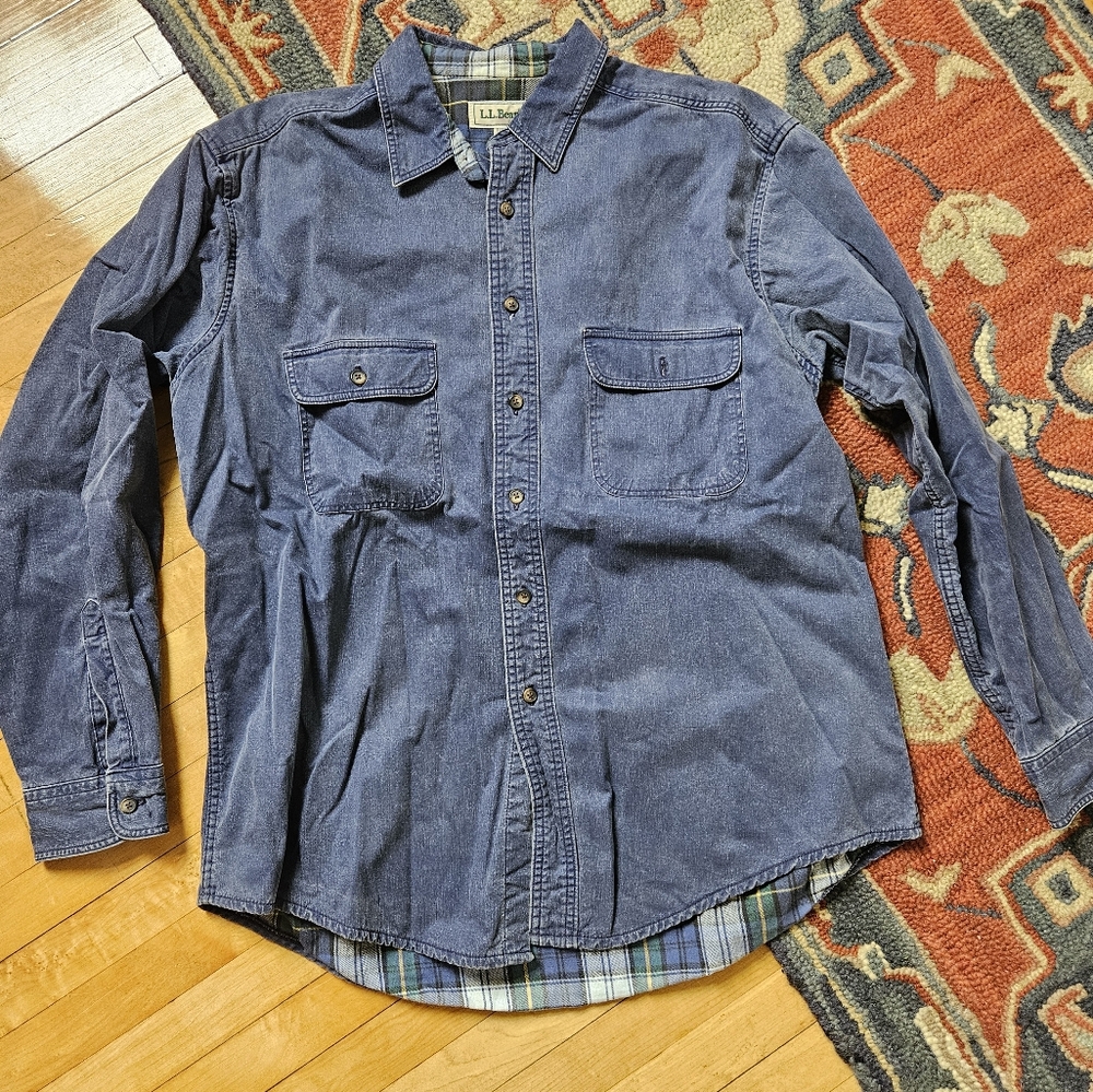 Men's Blue Denim Button Up Shirt/ Light Jacket Size Large 100% Cotton!